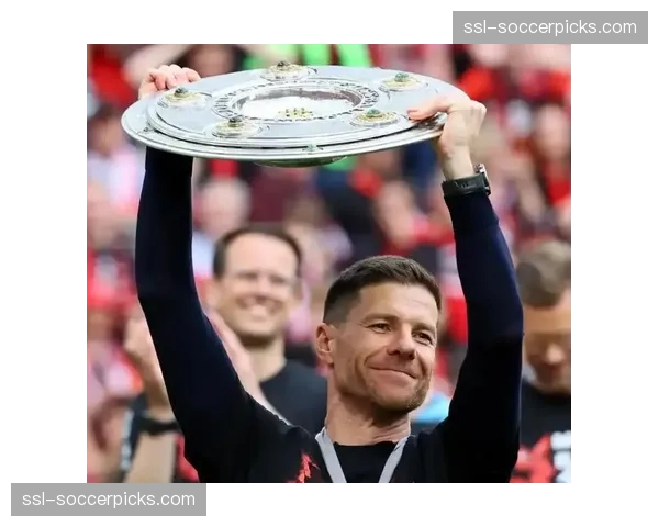 勒沃库森客战莱比锡前瞻:阿隆索如何应对红牛的高位逼抢体系 勒沃库森客战莱比锡前瞻:阿隆索如何应对红牛的高位逼抢体系