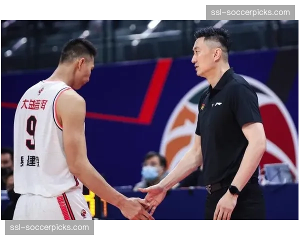 深度分析：王牌队无限换防策略成功限制对手三分，但内线丢分创赛季新高